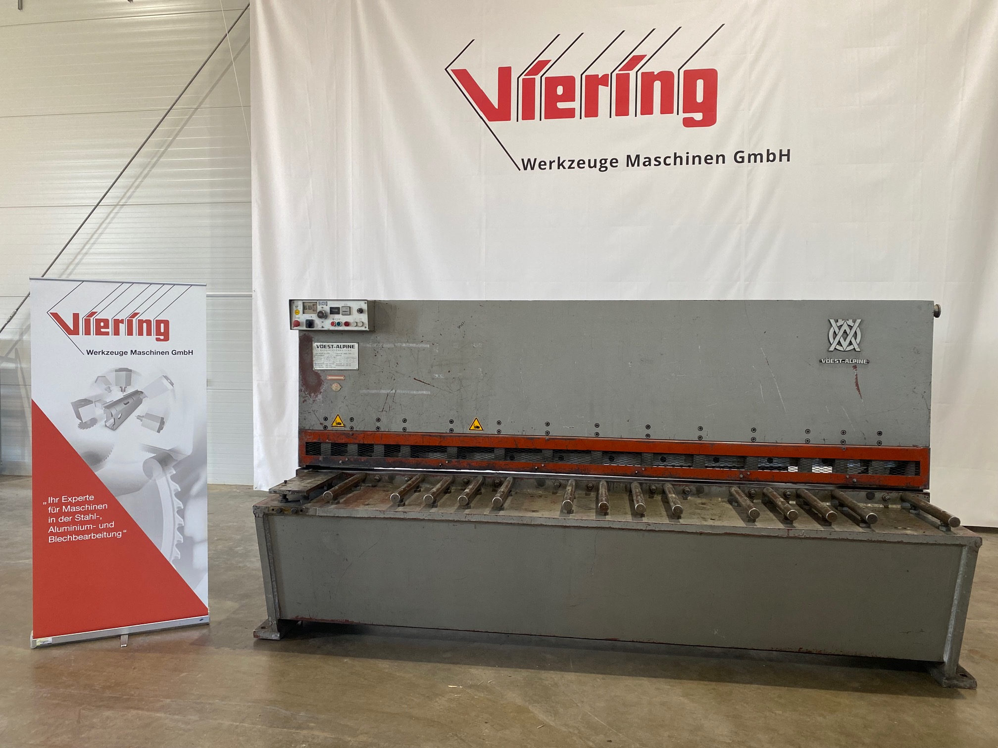 Gebrauchtmaschine Vöest Alpine Tafelschere BTHS-8×3150